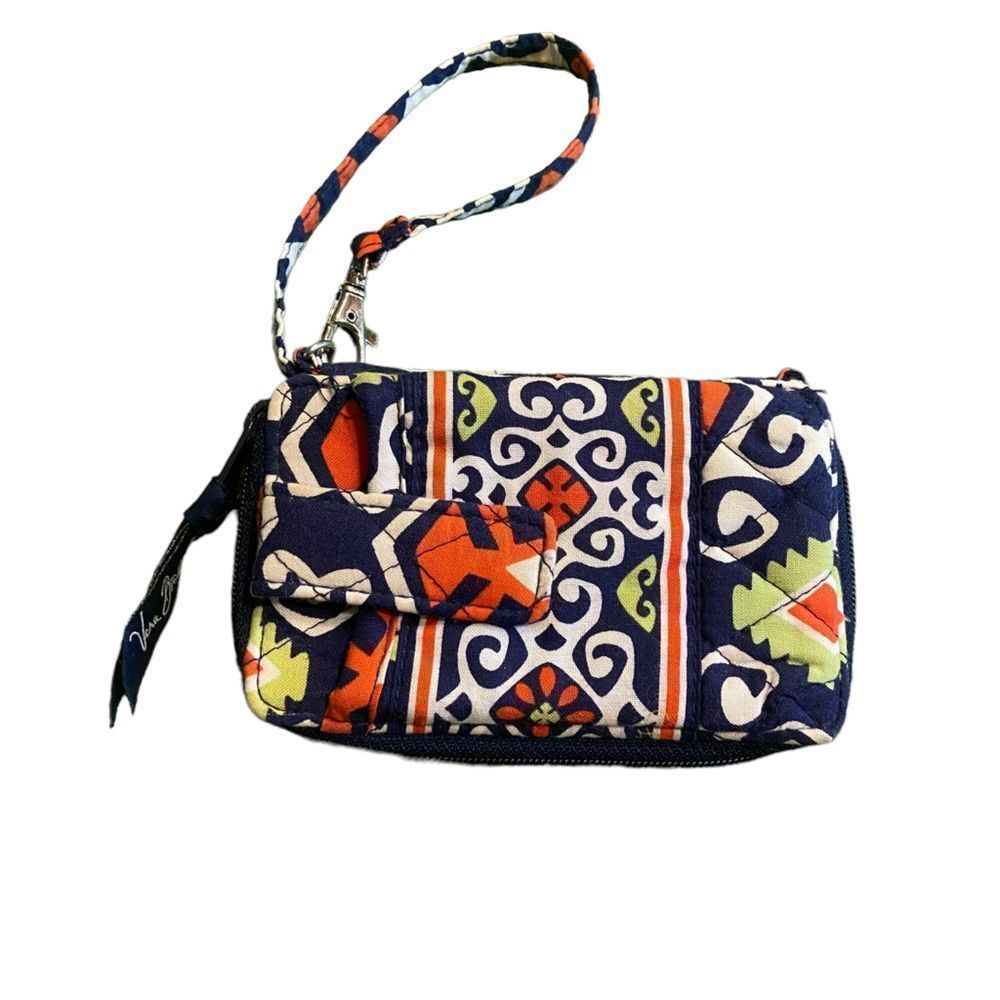 Vera Bradley Zipper Wallet/Wristlet/Cellphone holder Retired Pattern Sun Valley